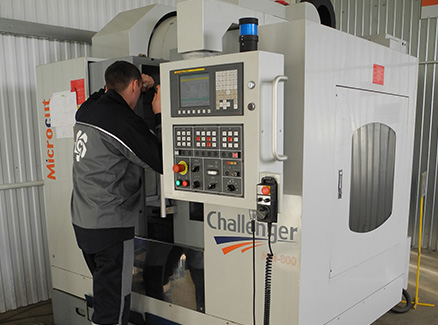 Metalworking. Milling and CNC lathes